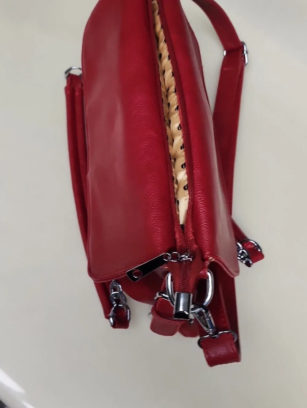 N/A sleek red